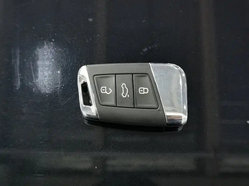 Volkswagen Passat 2019 330TSI Elite Version China VI фото 19