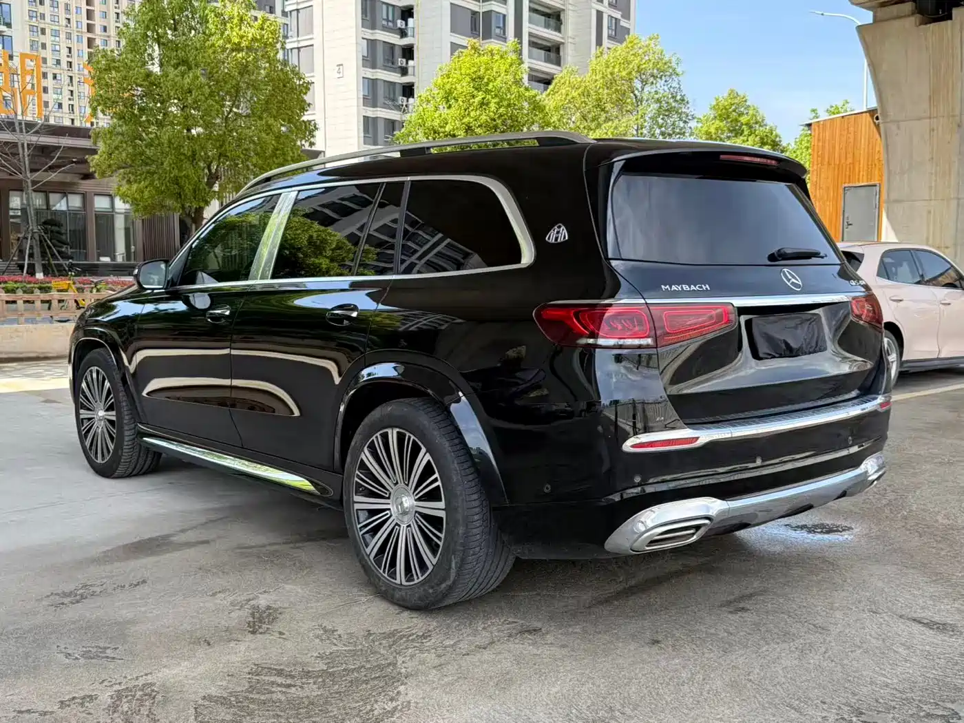 MERCEDES-BENZ MAYBACH GLS