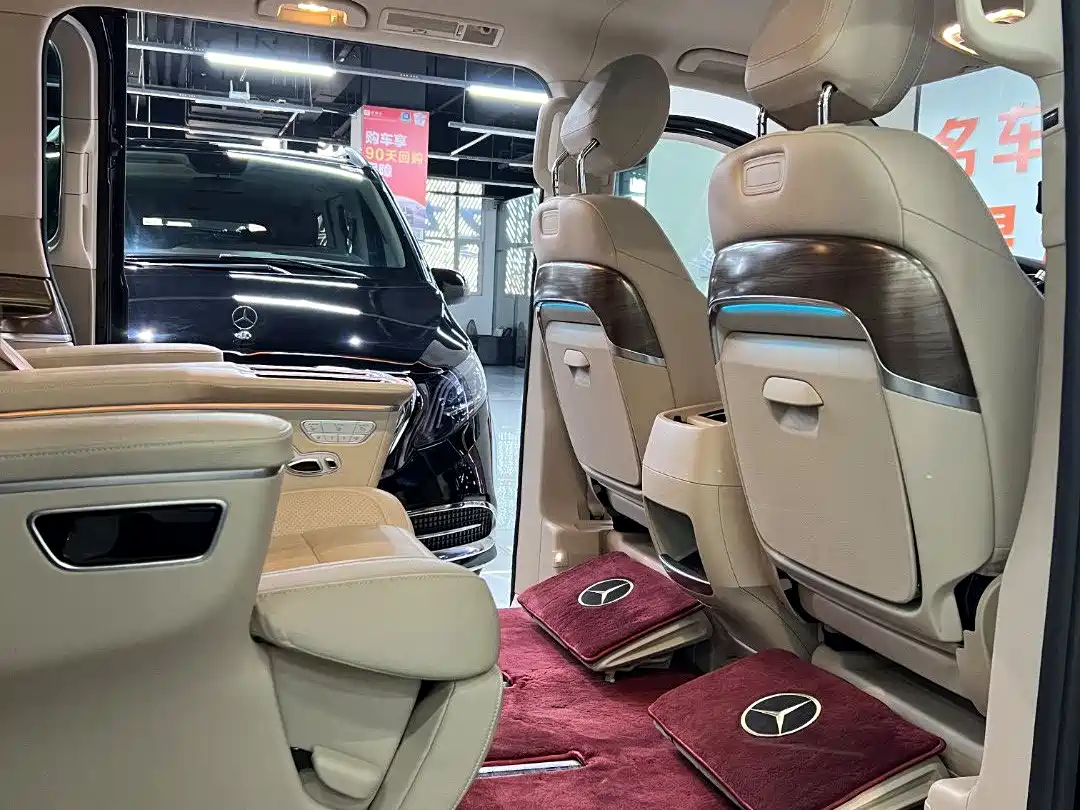 Mercedes-Benz V-Class 2022 V 260 L Long Wheelbase Prestige Edition фото 11