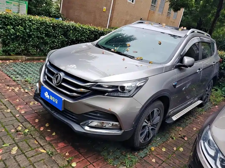 Фото 1 - Dongfeng Aeolus Dongfeng Fengshen AX7