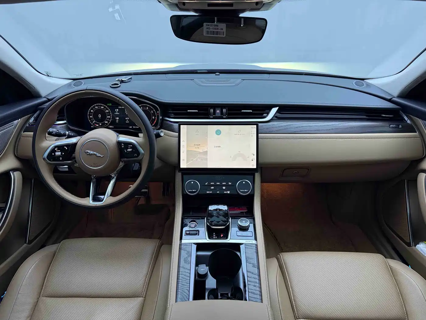 JAGUAR XFL