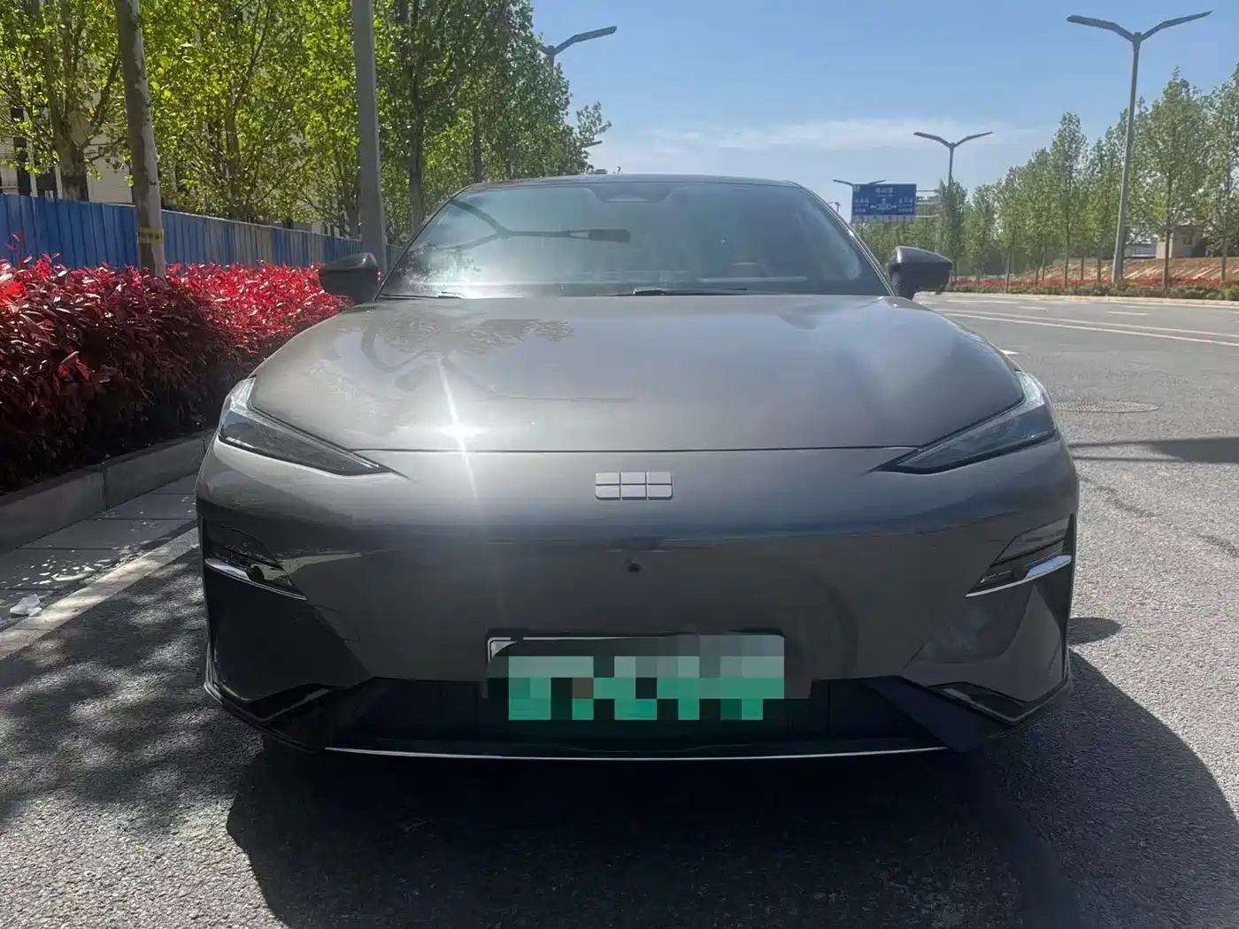 GEELY GALAXY GALAXY E8