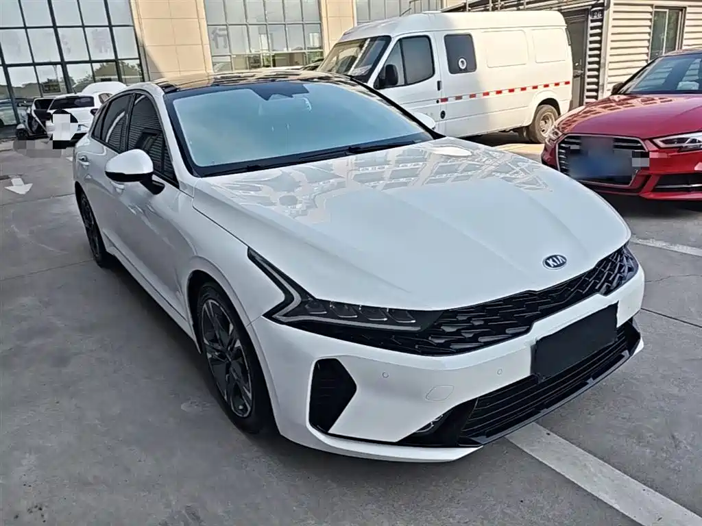 Kia K5 2020 270T CVVD Luxury Tech Version фото 4