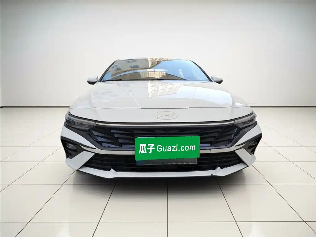 Hyundai Elantra 2023 1.5L CVT GLX Elite Edition фото 24