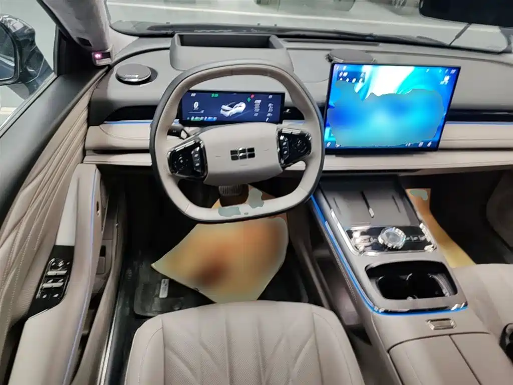 Geely Galaxy Galaxy Xingyao 8 2025 130km EM-P Starship Edition фото 11