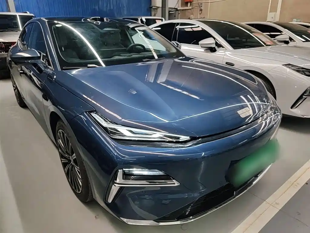 Geely Galaxy Galaxy Xingyao 8 2025 130km EM-P Starship Edition фото 4