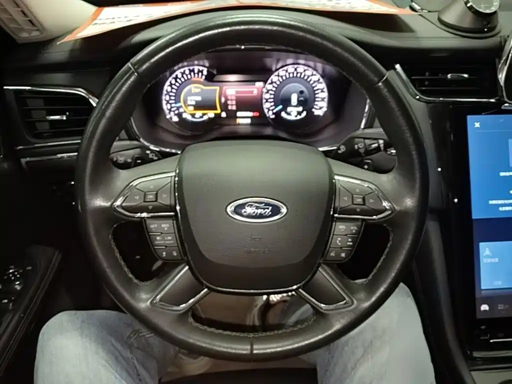 FORD TAURUS
