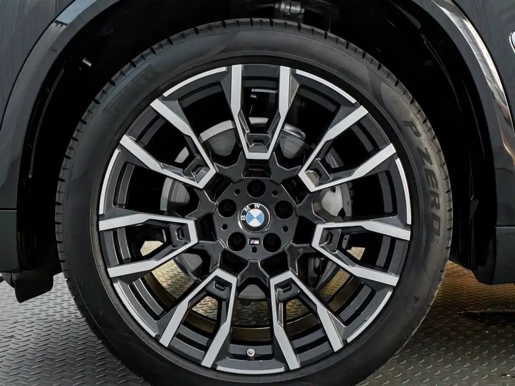 BMW X5 2025 2023 xDrive 40Li M Sport Package