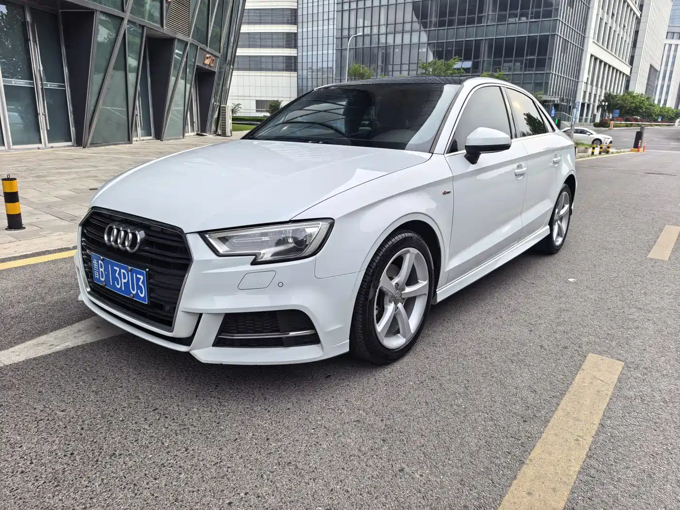 Audi A3 2017 Limousine 35 TFSI Fashion