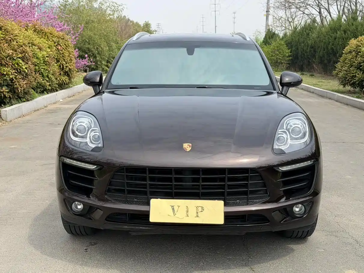Porsche Macan 2016 Macan 2.0T фото 8