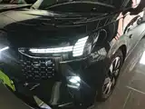 Фото 18 - Volvo EM90