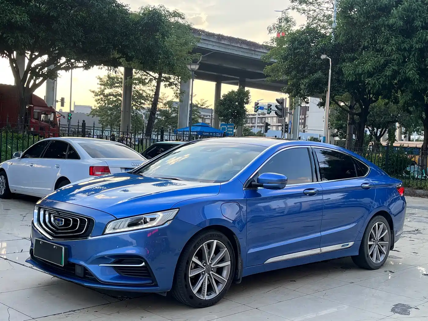 Geely Borui PHEV 2018 2018 1.5T PHEV Glory Edition