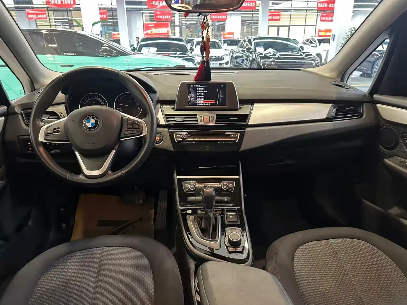 BMW 2 Series Tourer (Import) 2015 218i Leading Type фото 16