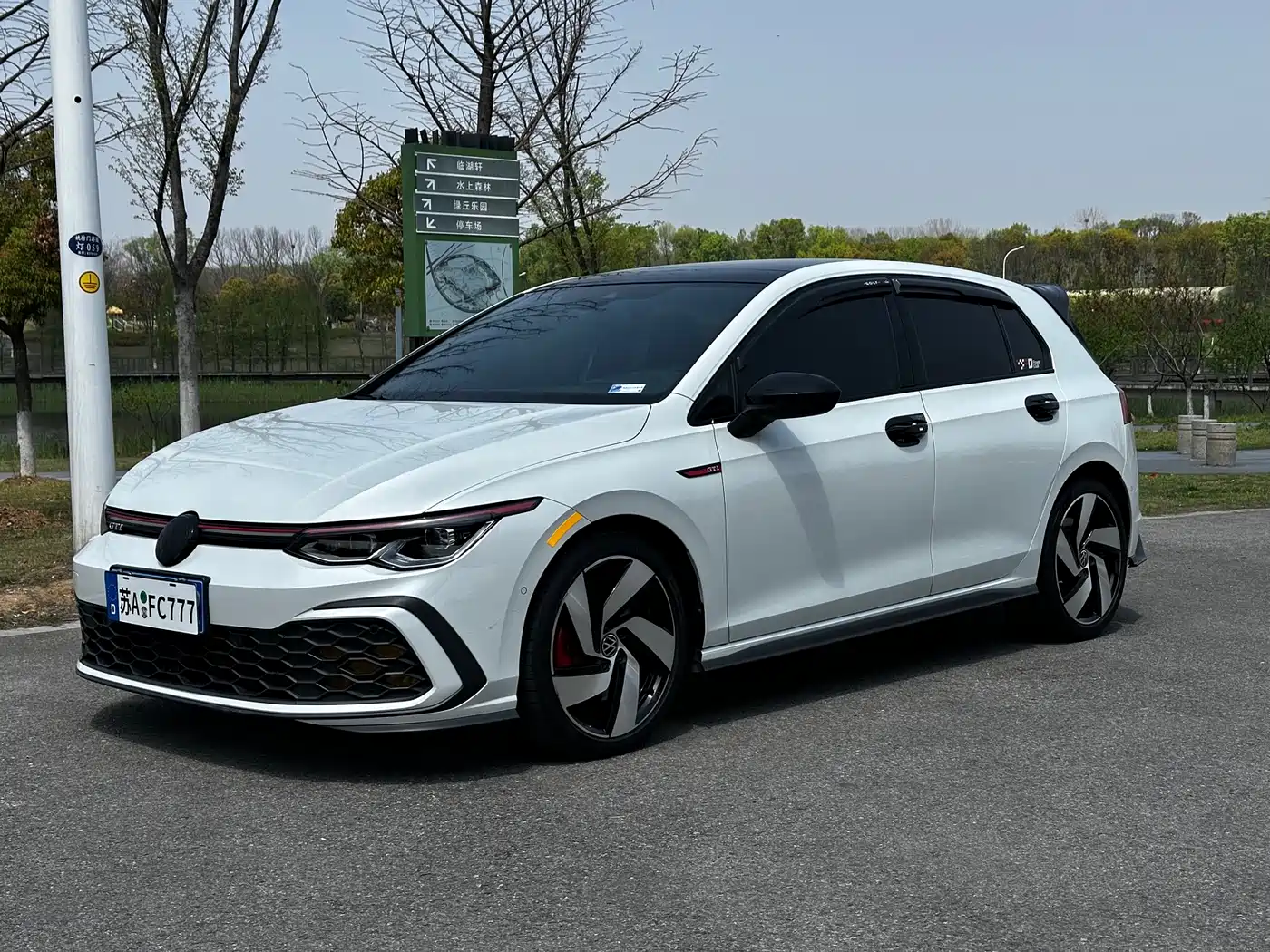 Volkswagen Golf GTI 2021 380TSI DSG GTI