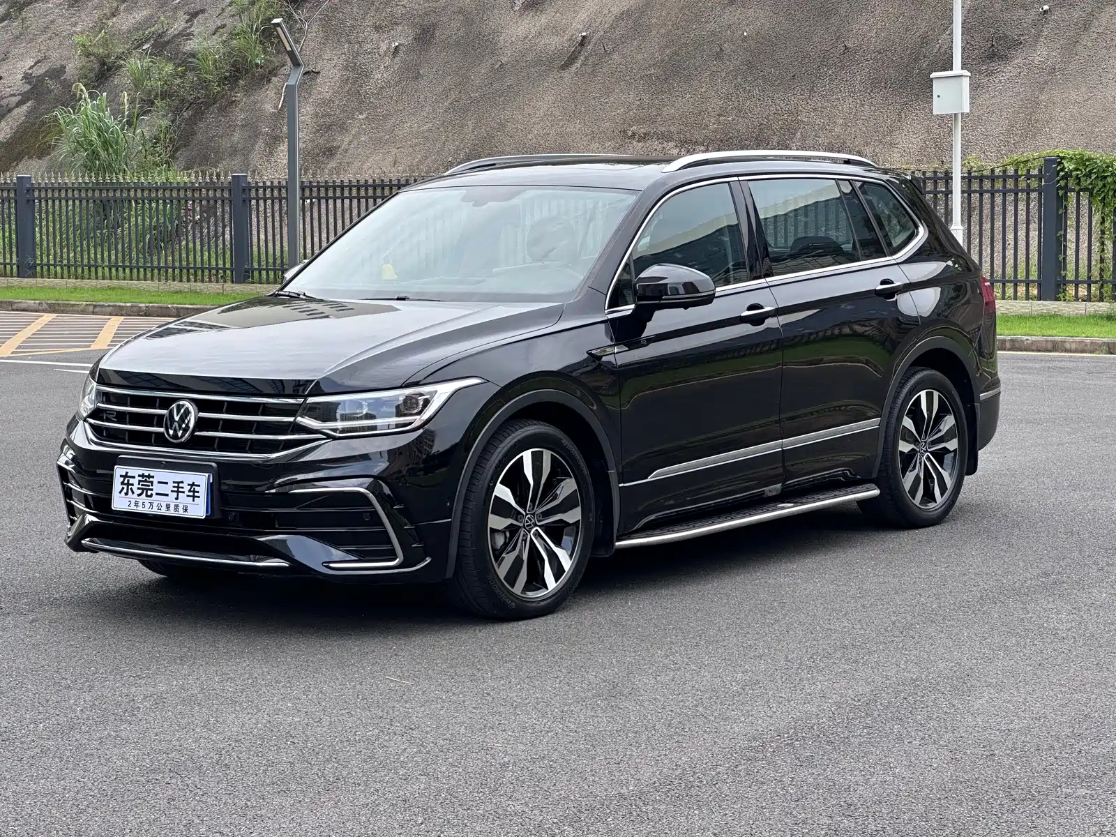 Фото 1 - Volkswagen Tiguan L