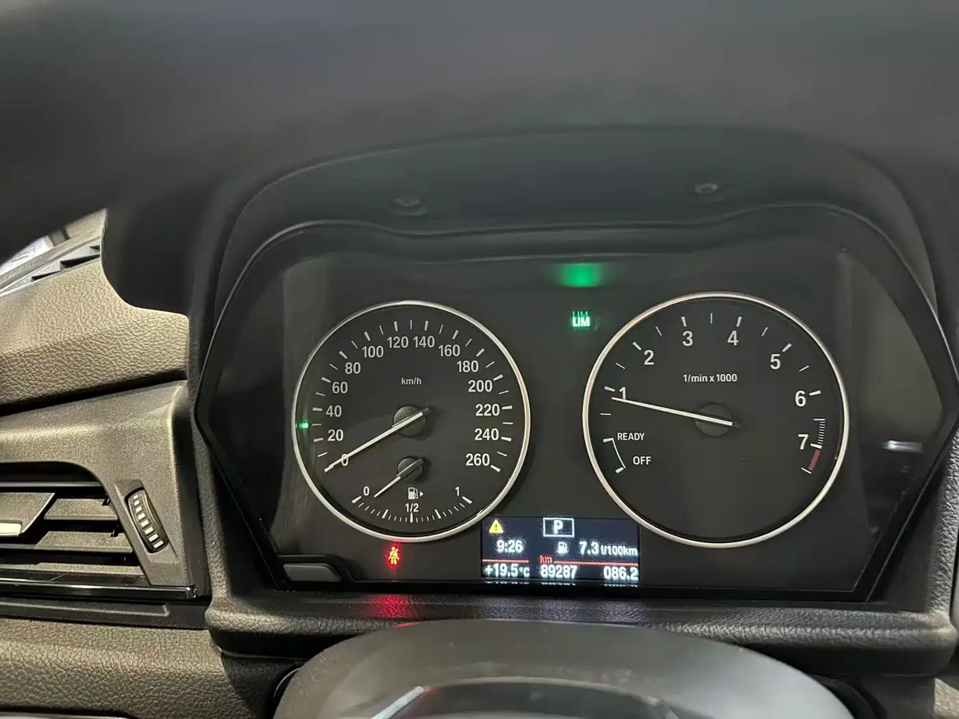 BMW 2 Series Tourer (Import) 2015 218i Leading Type фото 22