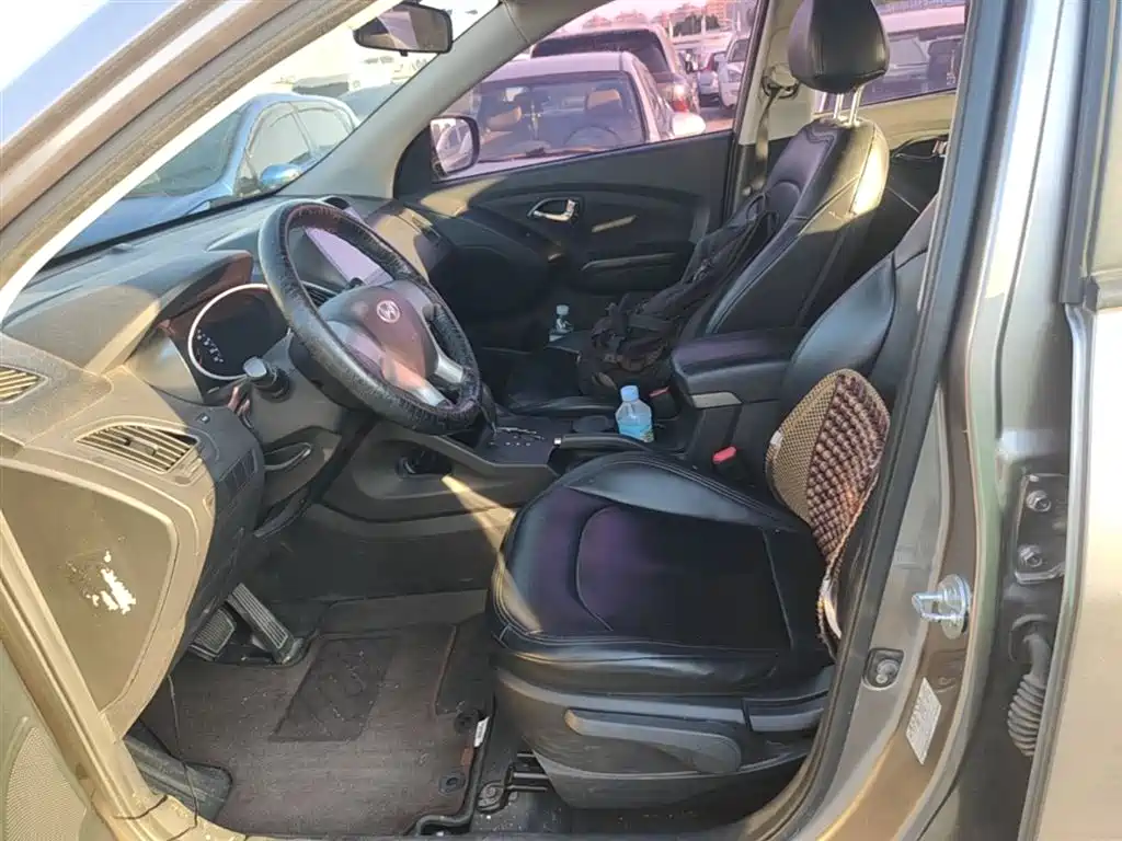 Hyundai Beijing Hyundai ix35 2015 2.0L Automatic 2WD Comfort China V фото 15