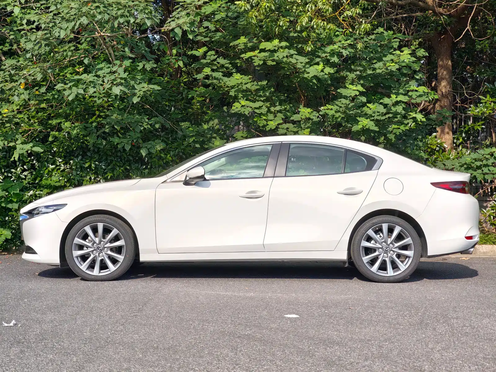 Фото 3 - Mazda Mazda 3