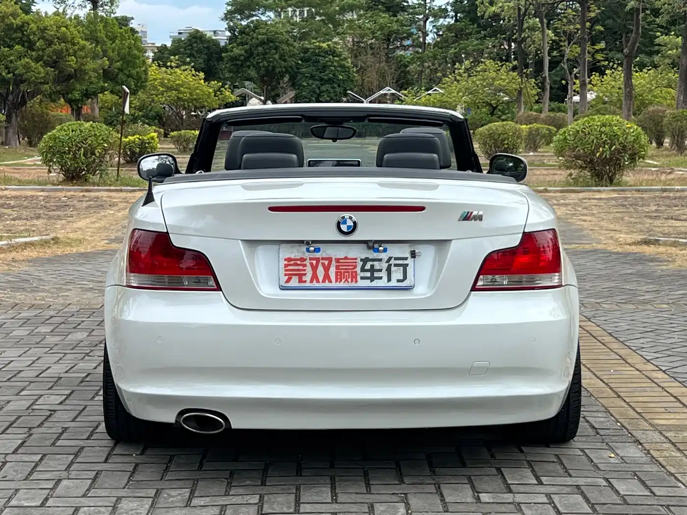BMW 1 Series (Import) 2011 120i Convertible фото 13