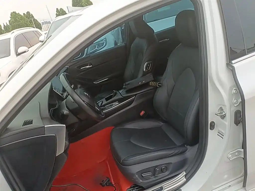 Toyota Avalon 2019 2.0L XLE Premium Edition (China VI) фото 15