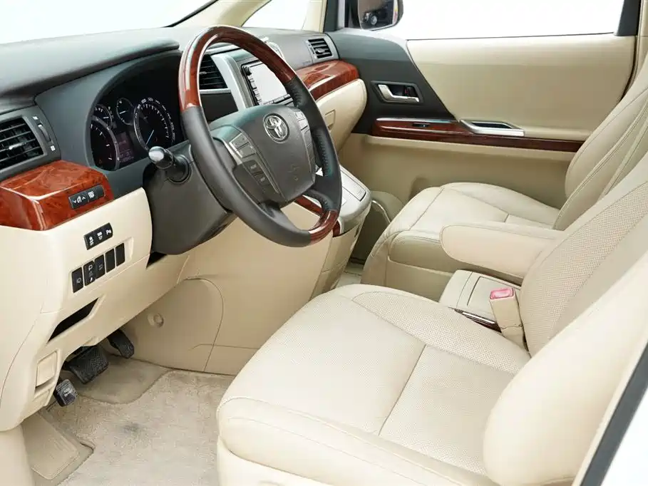Toyota Alphard 2011 3.5L Luxury Edition фото 6