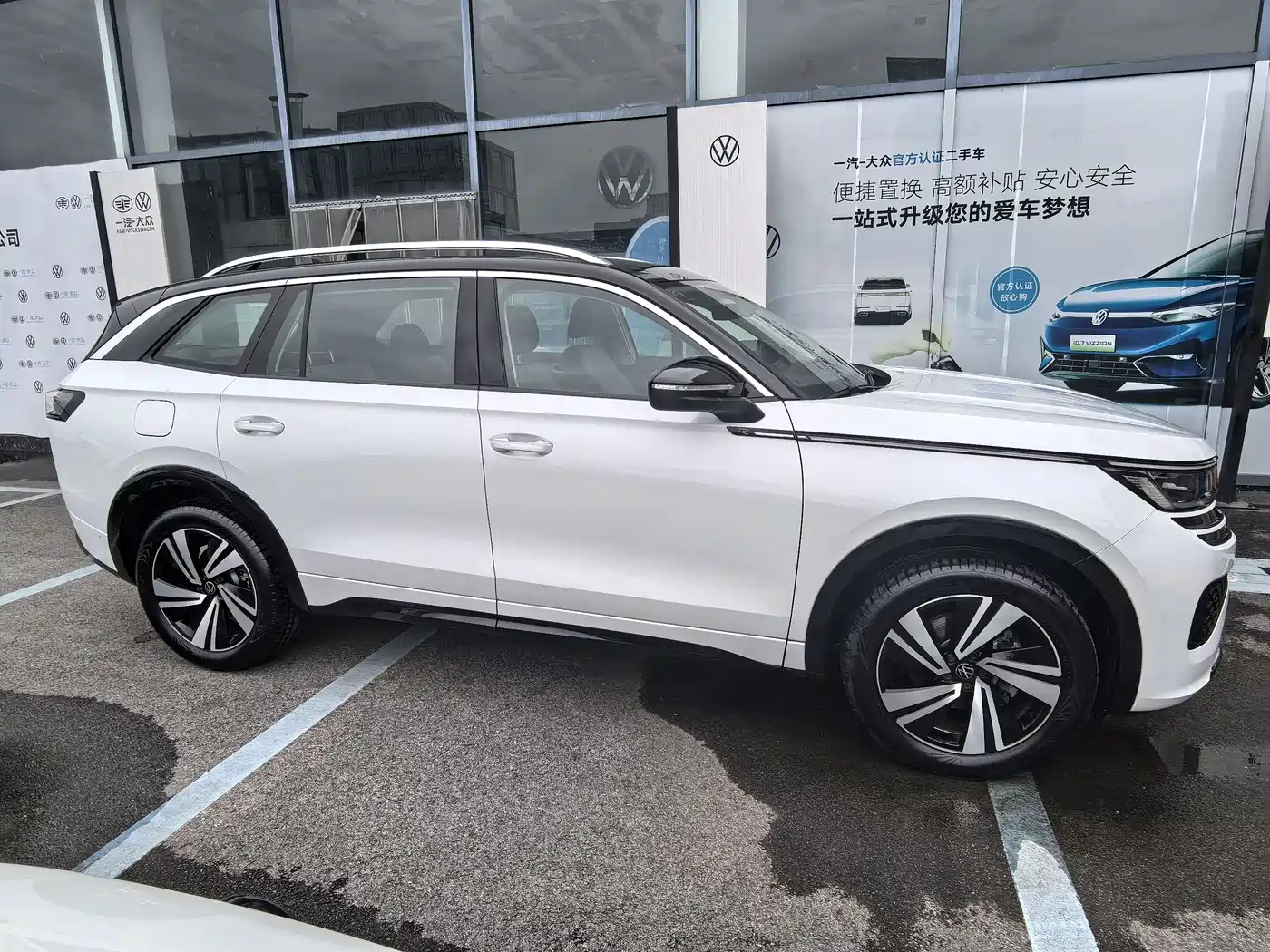 Volkswagen Talagon 2023 380TSI 4WD R-Line Touring Edition фото 3