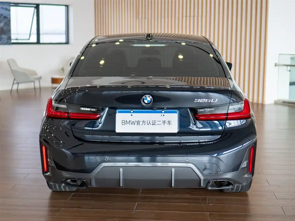 BMW 3 Series 2024 325Li M Sport Shadowline Package фото 7