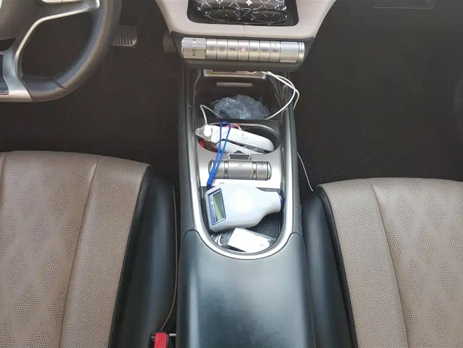 BYD Dolphin 2024 Glory Edition 420km Freedom Edition фото 16
