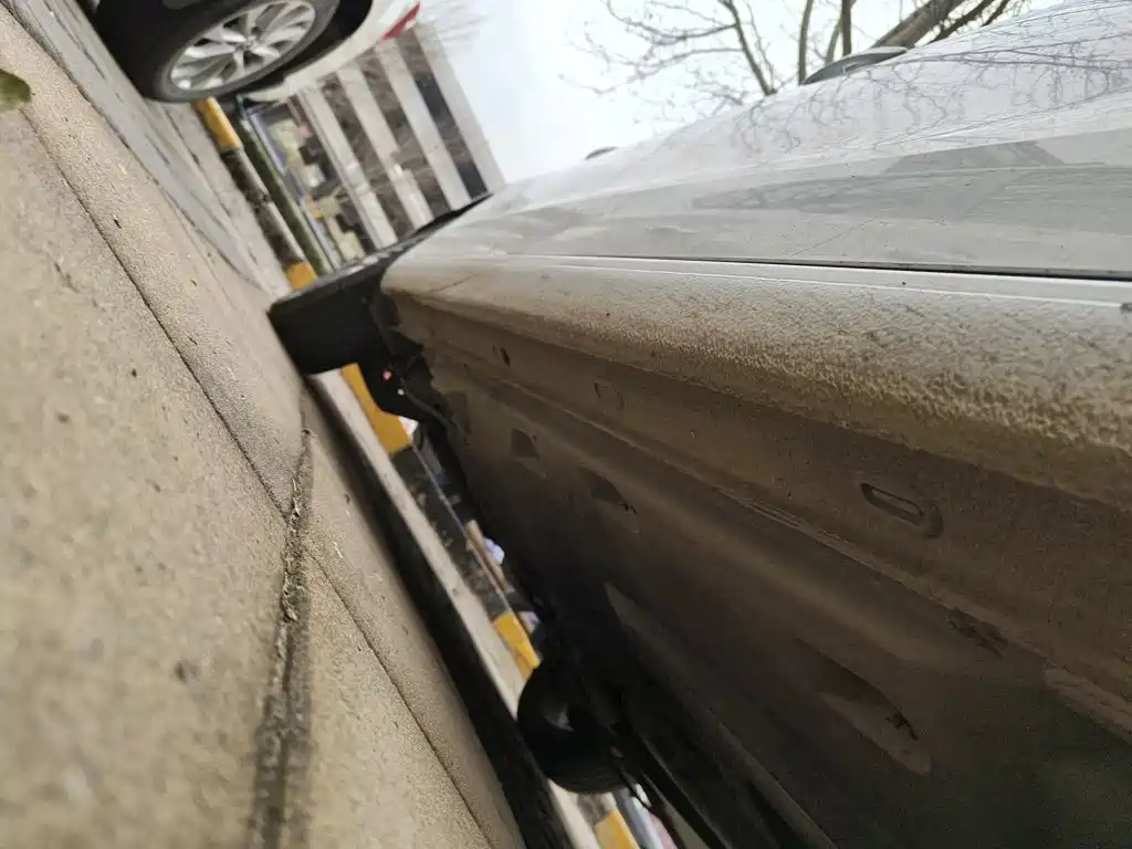 Photo 16 - Volkswagen Jetta