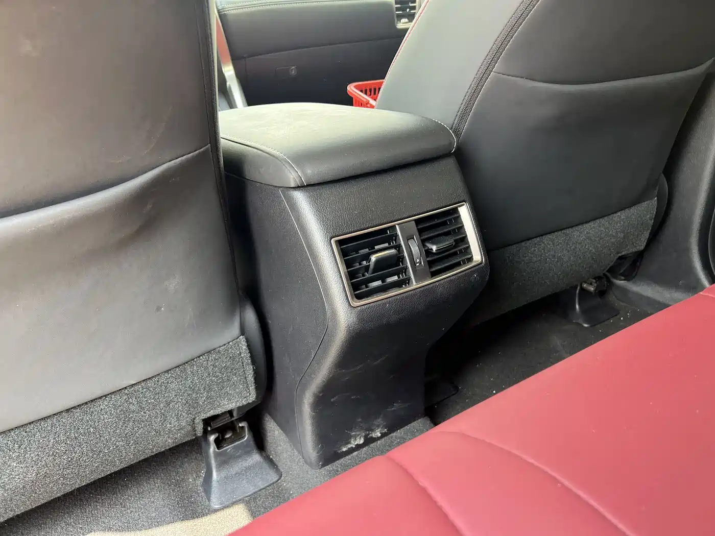 Фото 6 - Lexus NX