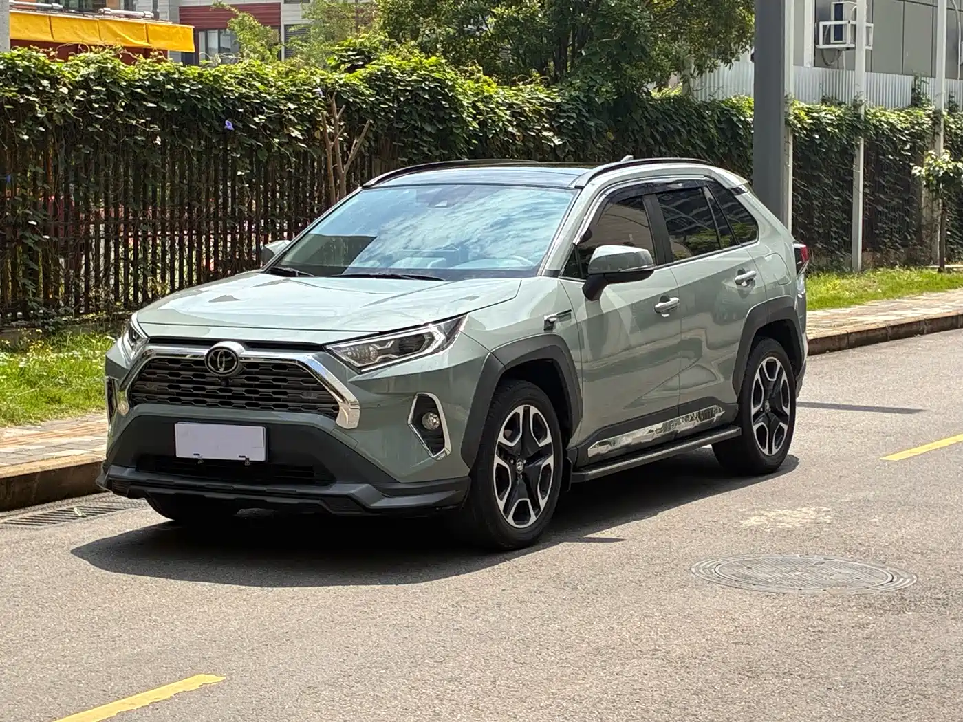 Toyota RAV4 Rongfang 2020 2.0L CVT 4WD Premium Edition