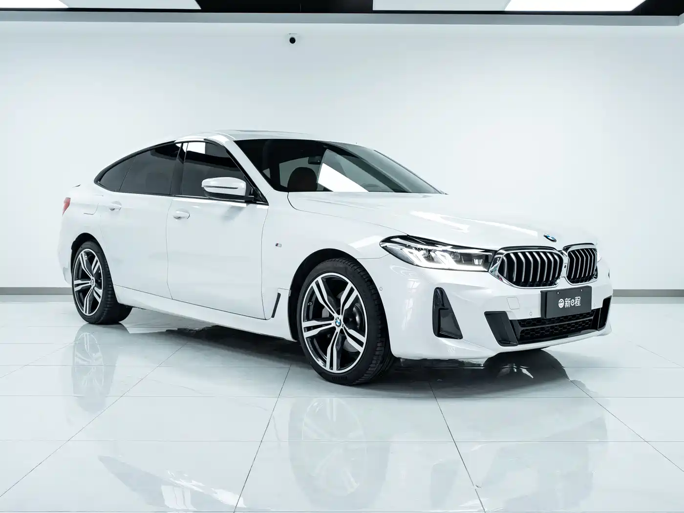 BMW 6 Series GT 2022 Model 630i M Sport Package фото 3