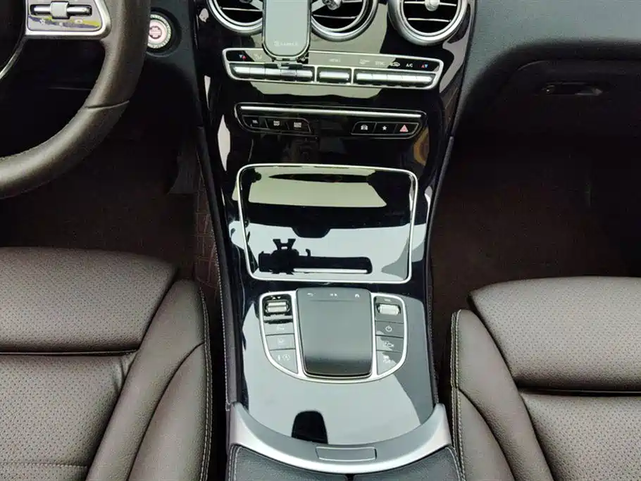 Mercedes-Benz GLC 2021 GLC 260 L 4MATIC Sporty фото 16