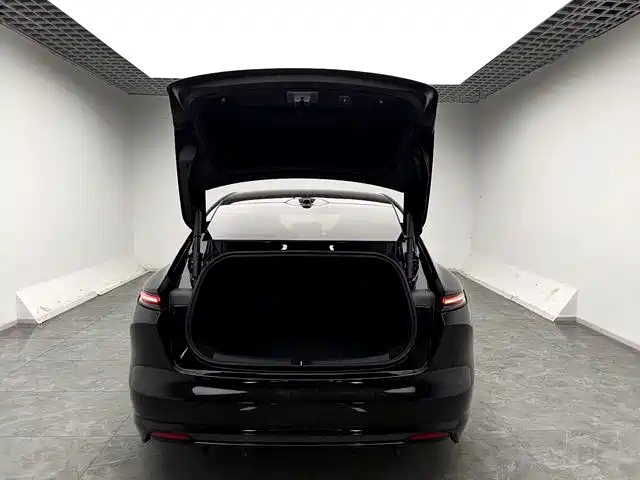 NIO ET5 2025 2025 75kWh