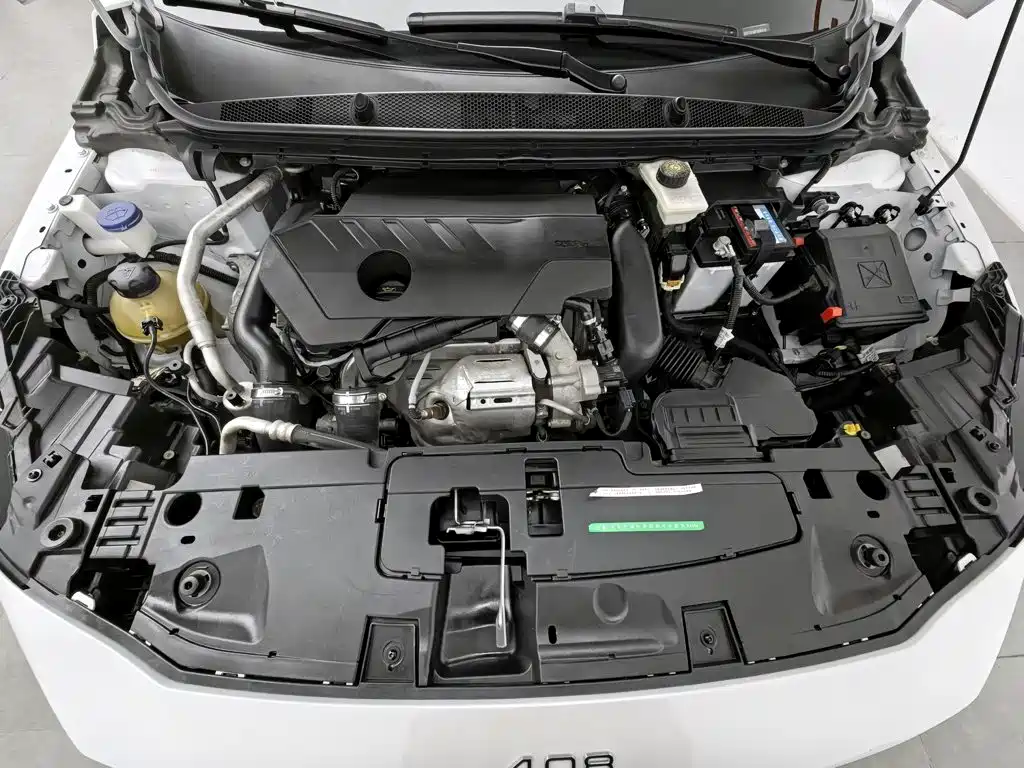 Peugeot 408 2024 2022 1.6T Progressive Edition