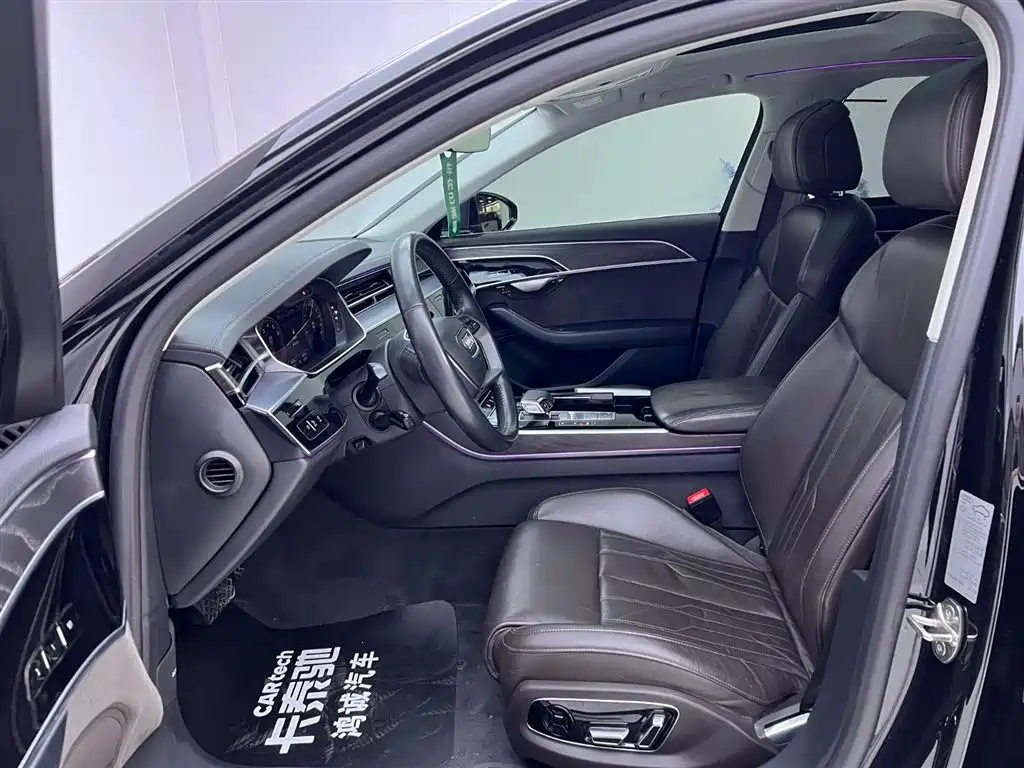 Audi A8 2019 Facelift Plus A8L 50 TFSI quattro Comfort фото 15