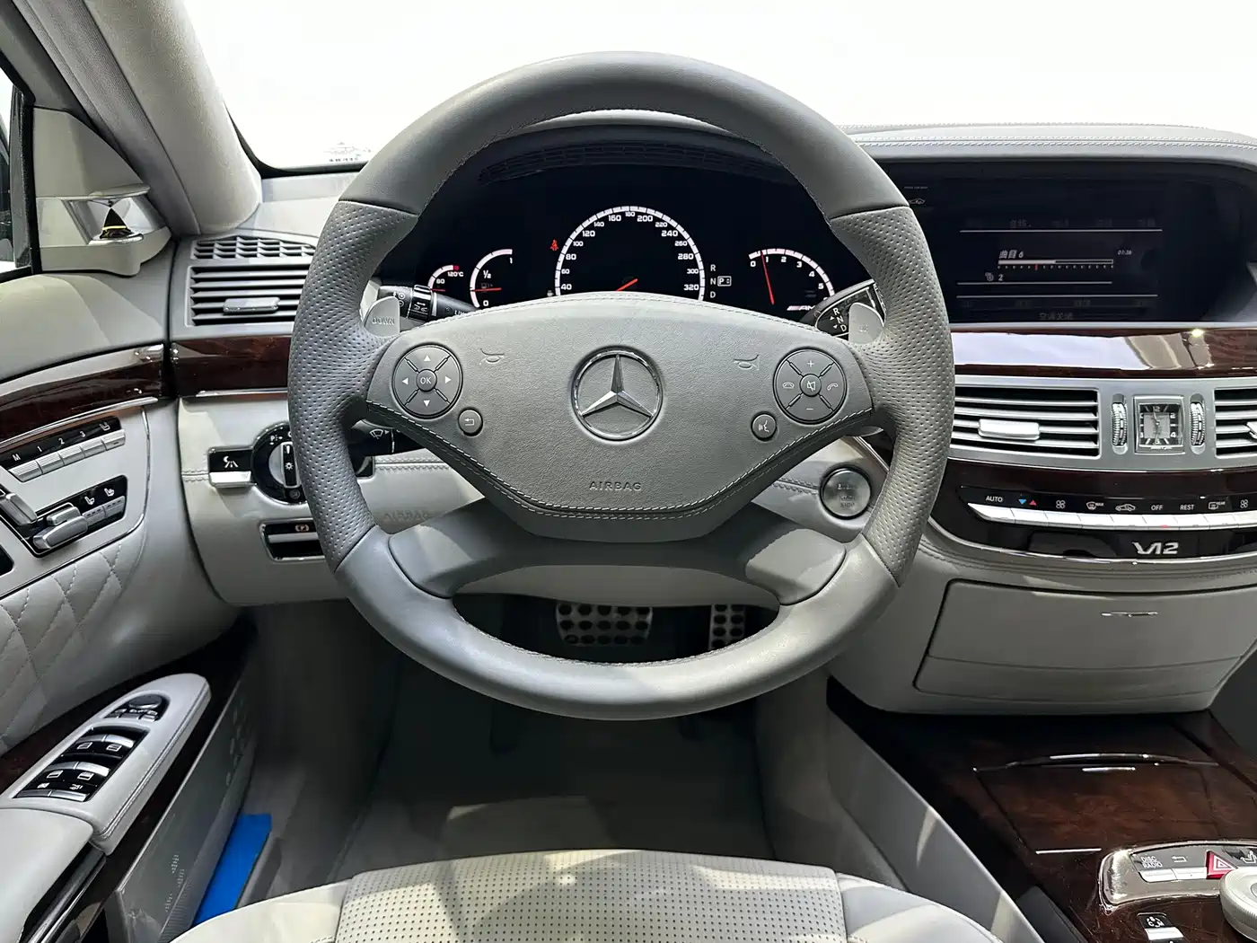 Mercedes-Benz S-Class AMG 2013 AMG S 65 L Grand Edition фото 17