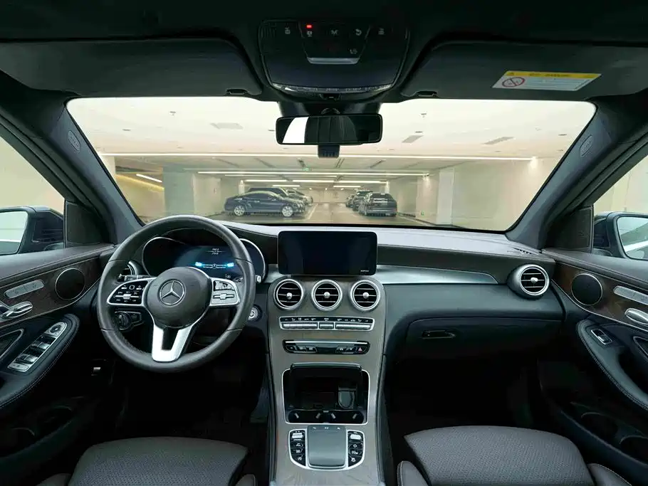 Mercedes-Benz GLC 2020 Facelift GLC 300 L 4MATIC Dynamic фото 19