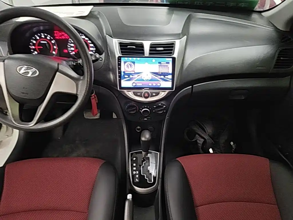 Hyundai Reina 2015 2014 Model 1.4L Automatic GLX