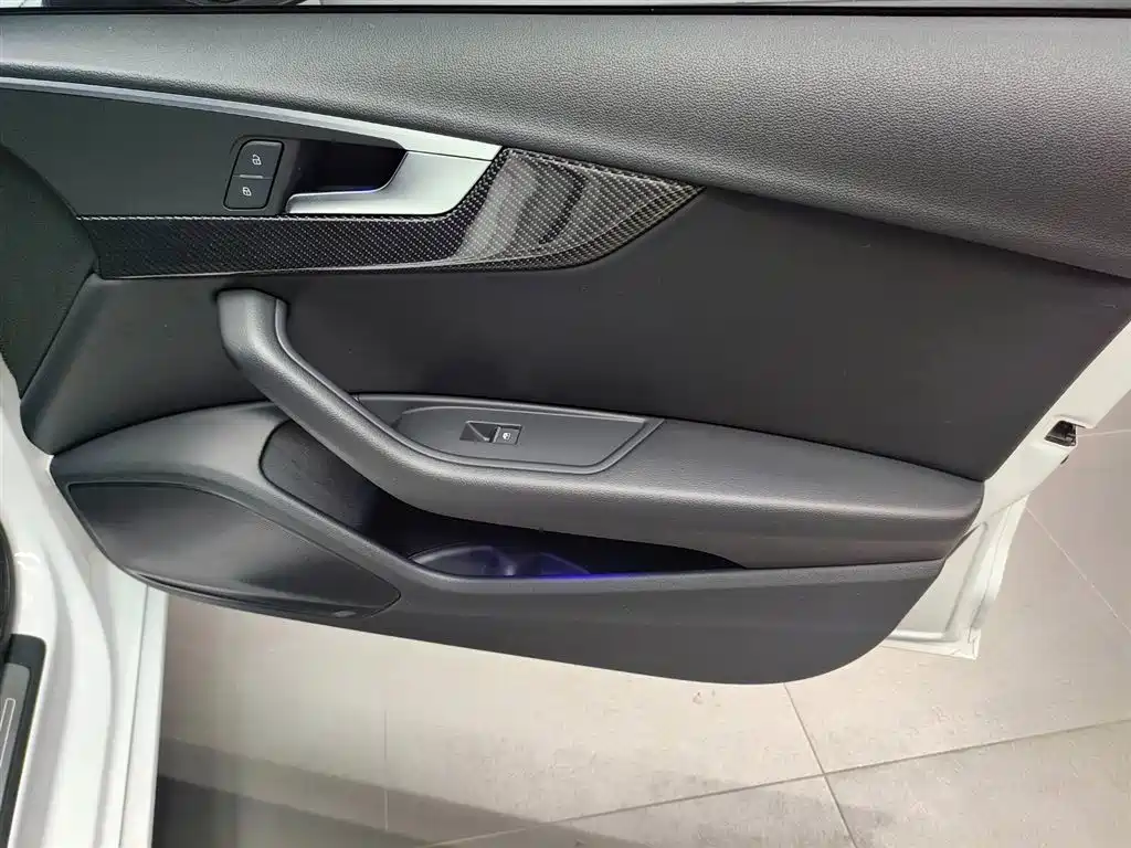 Audi A4L 2019 40 TFSI Fashion (China VI) фото 20