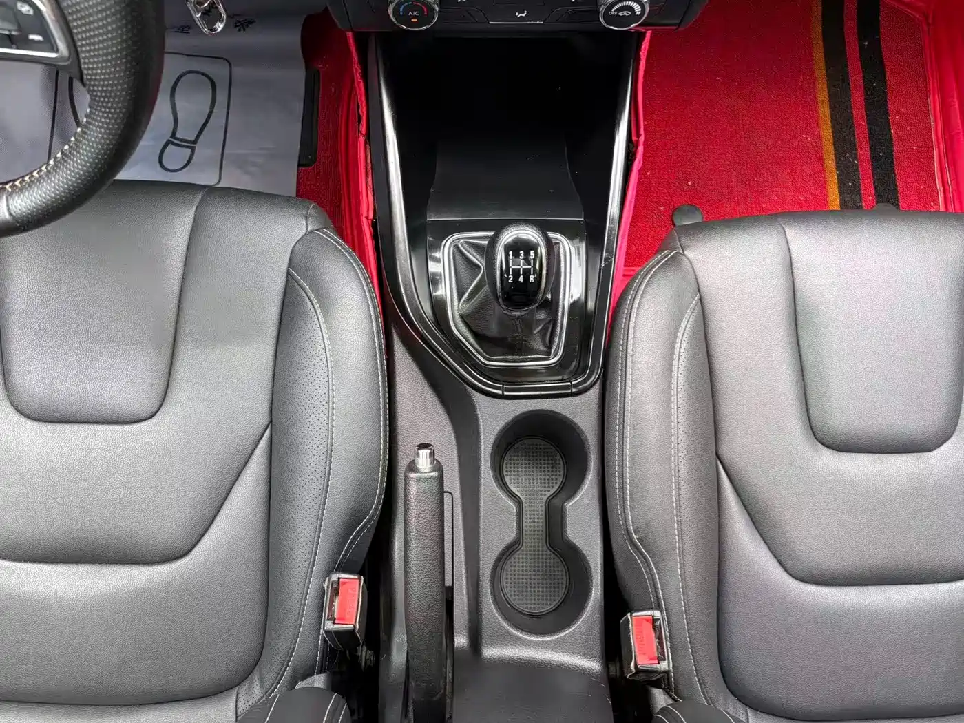 Dongfeng Fengguang Fengguang 580 2020 2017 1.8L Manual Comfort Version