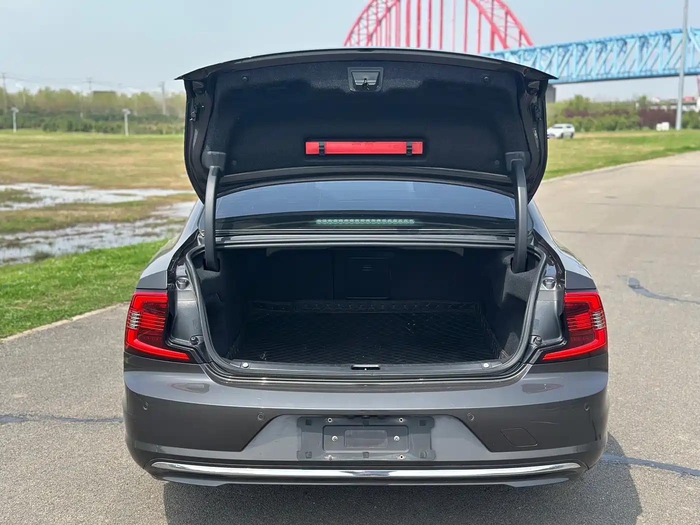 Фото 20 - Volvo S90