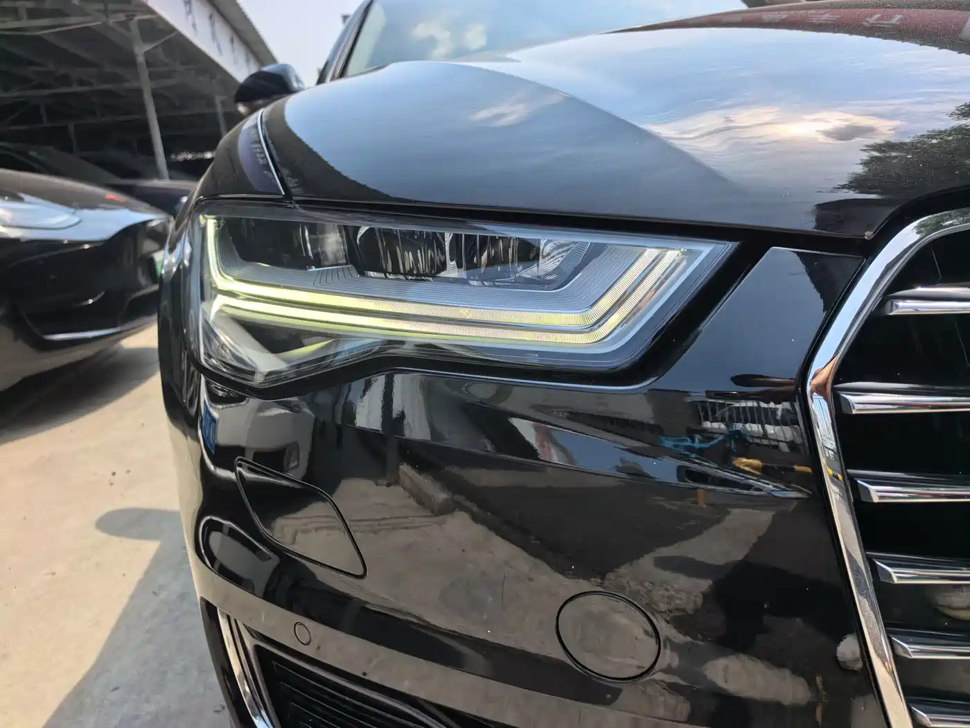 Фото 4 - Audi A6L