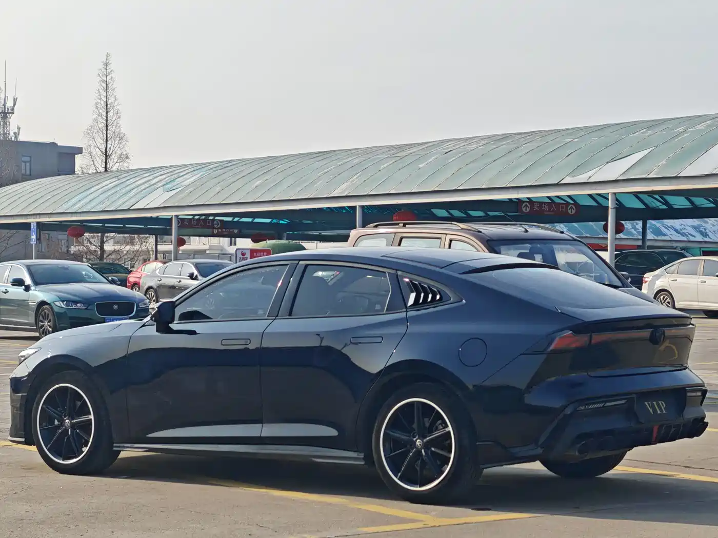 CHANGAN UNI-V