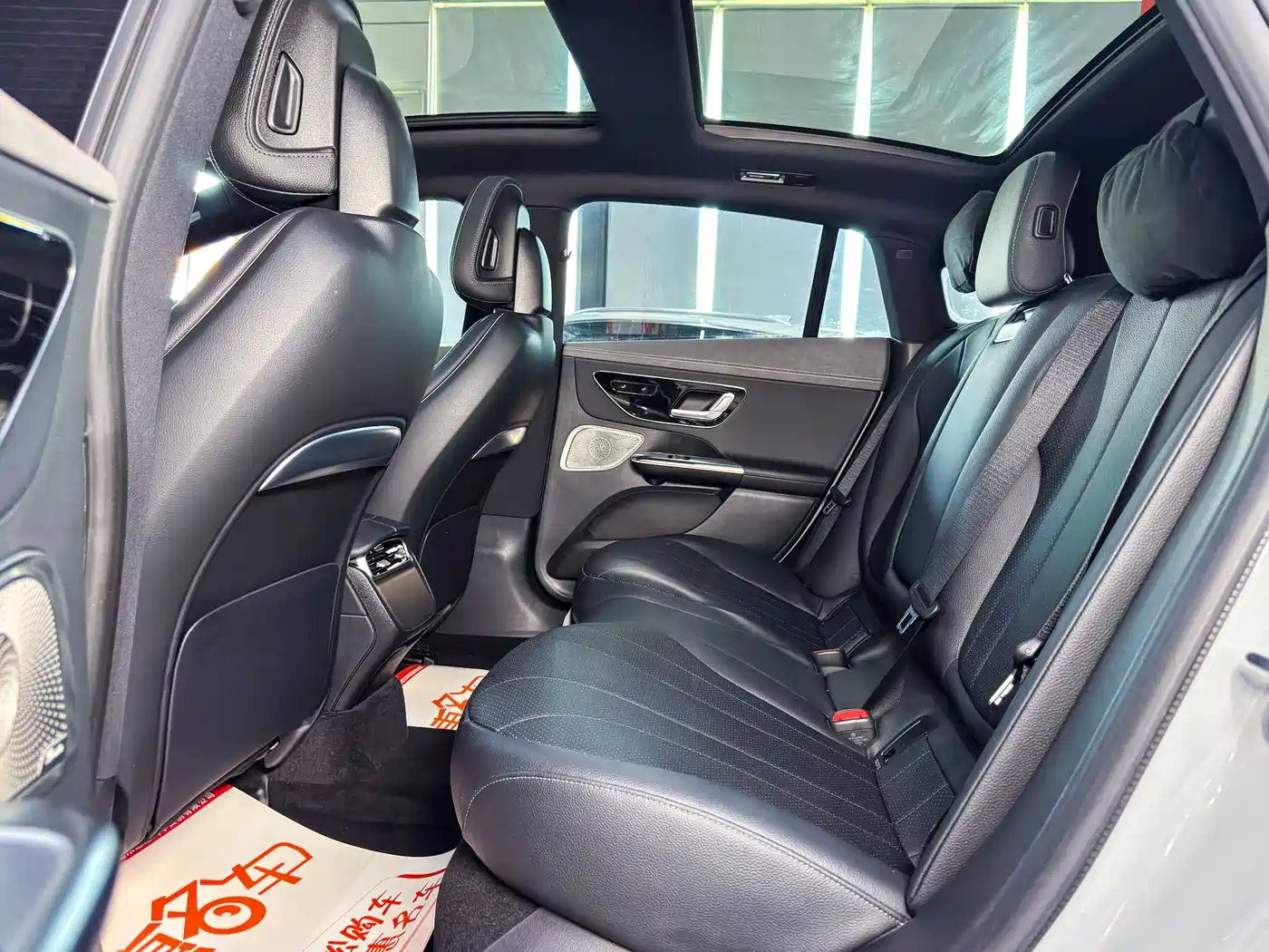 Mercedes-Benz EQE 2022 350 Luxury Edition фото 12