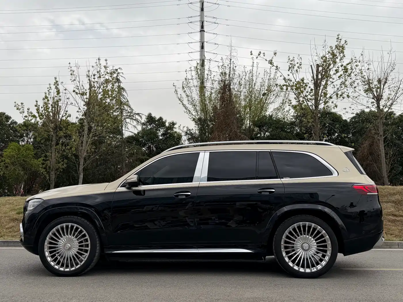 MERCEDES-BENZ MAYBACH GLS