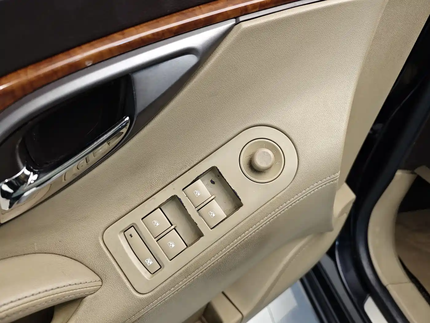 Buick LaCrosse 2012 2.4L SIDI Elegance Edition фото 9