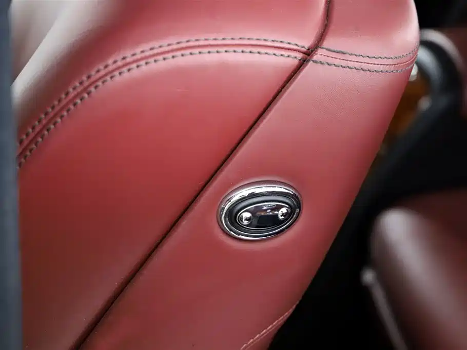 Rolls-Royce Phantom 2012 2013 6.7L Standard