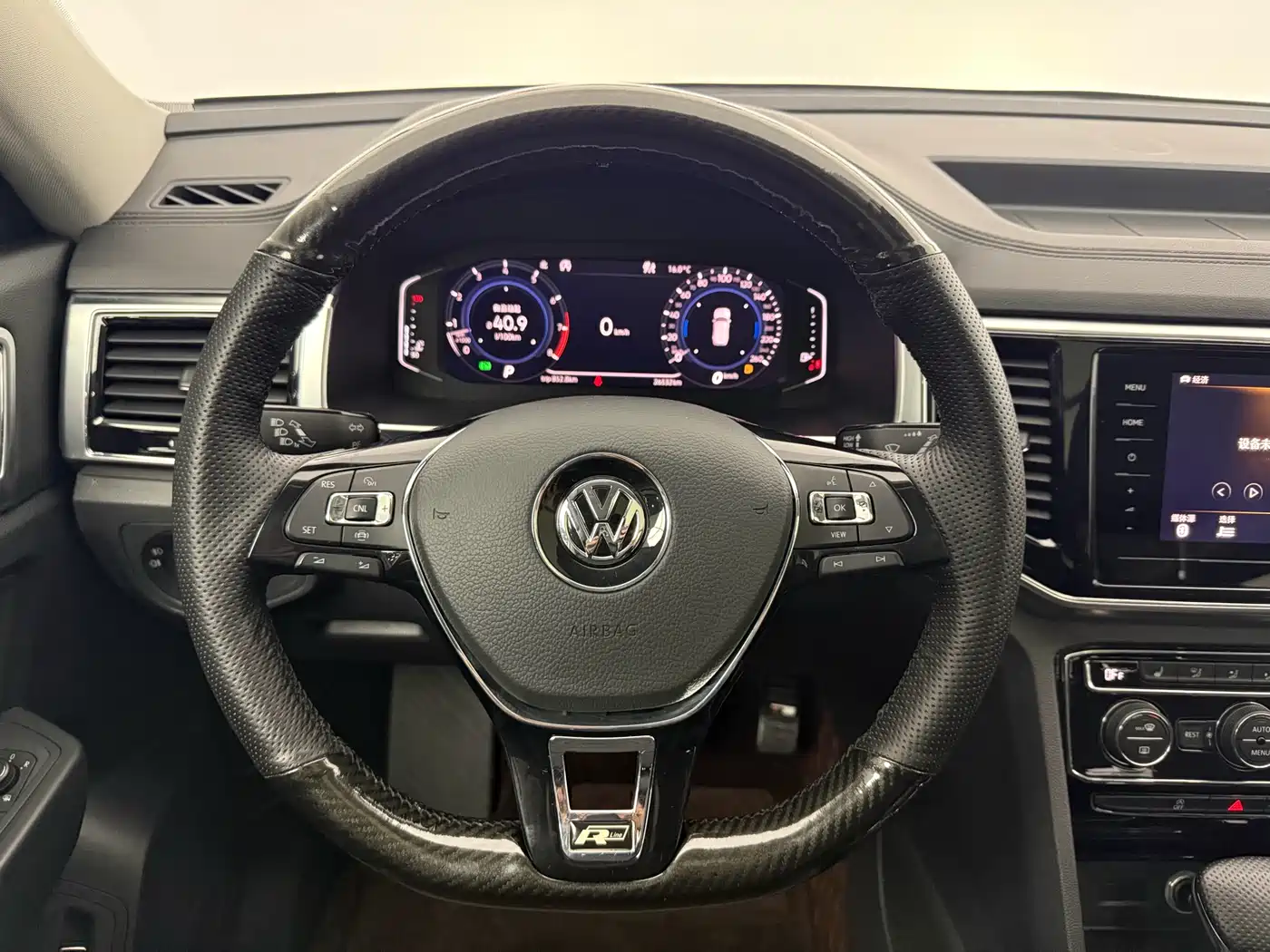 Volkswagen Teramont 2020 380TSI 4WD Luxury Edition China VI фото 6