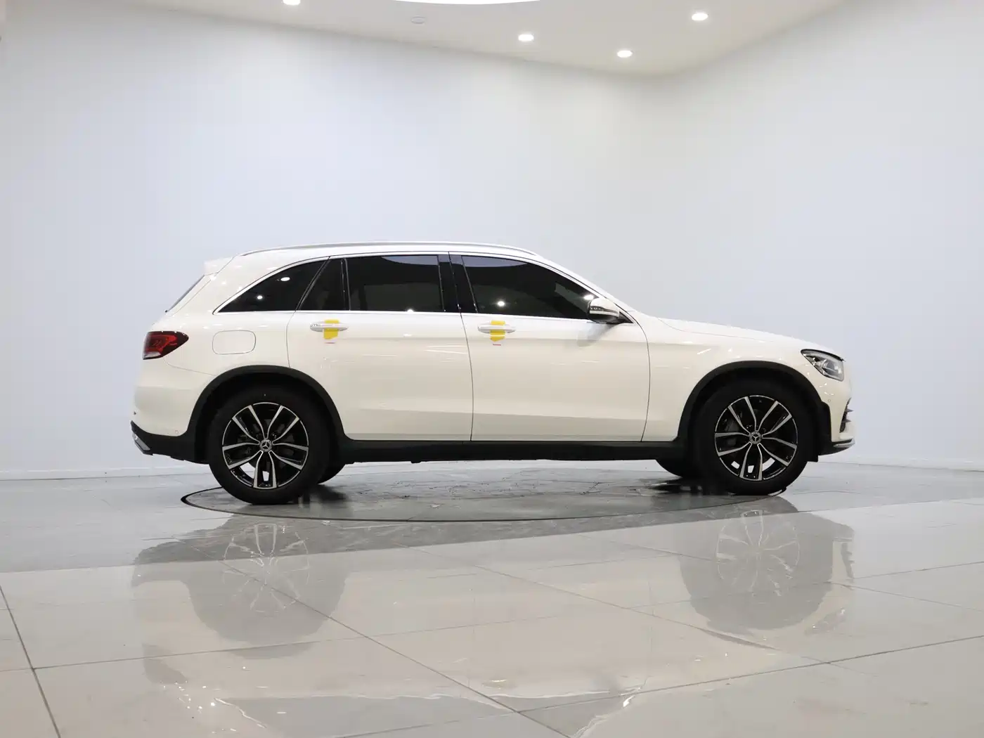 Mercedes-Benz GLC 2022 Facelift GLC 260 L 4MATIC Luxury Model фото 8